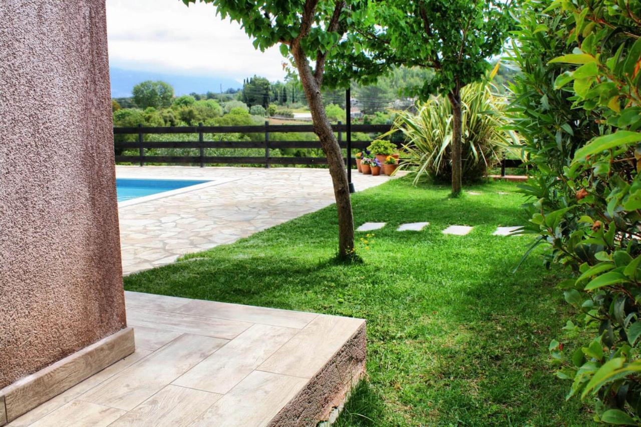 Villa Cottage Kantrillies Fokata ภายนอก รูปภาพ