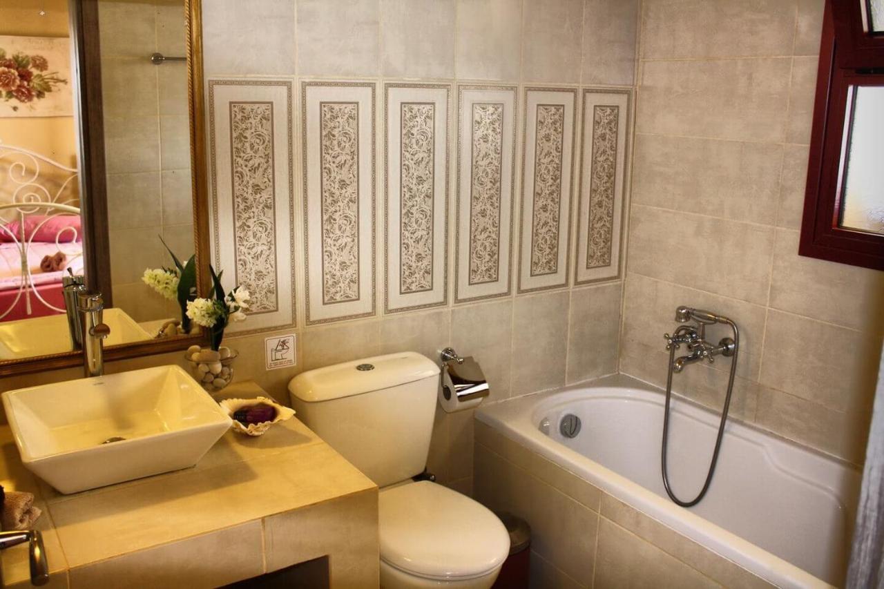 Villa Cottage Kantrillies Fokata ภายนอก รูปภาพ