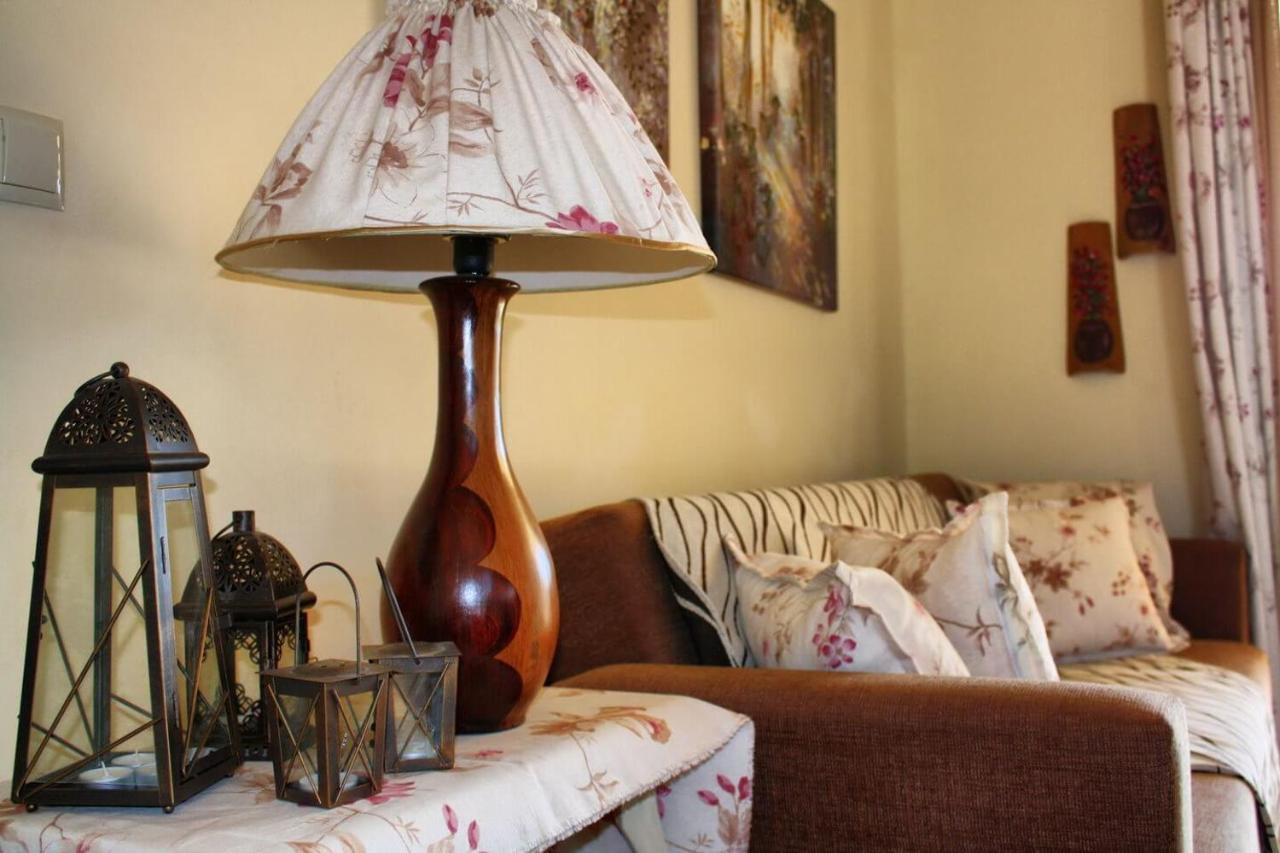Villa Cottage Kantrillies Fokata ภายนอก รูปภาพ