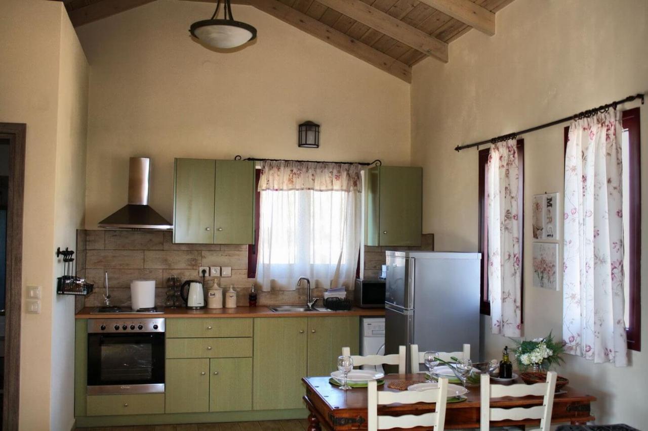 Villa Cottage Kantrillies Fokata ภายนอก รูปภาพ