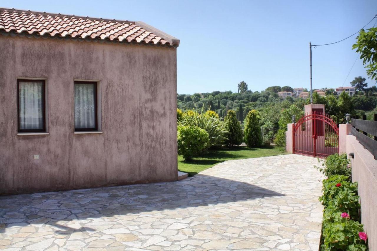Villa Cottage Kantrillies Fokata ภายนอก รูปภาพ