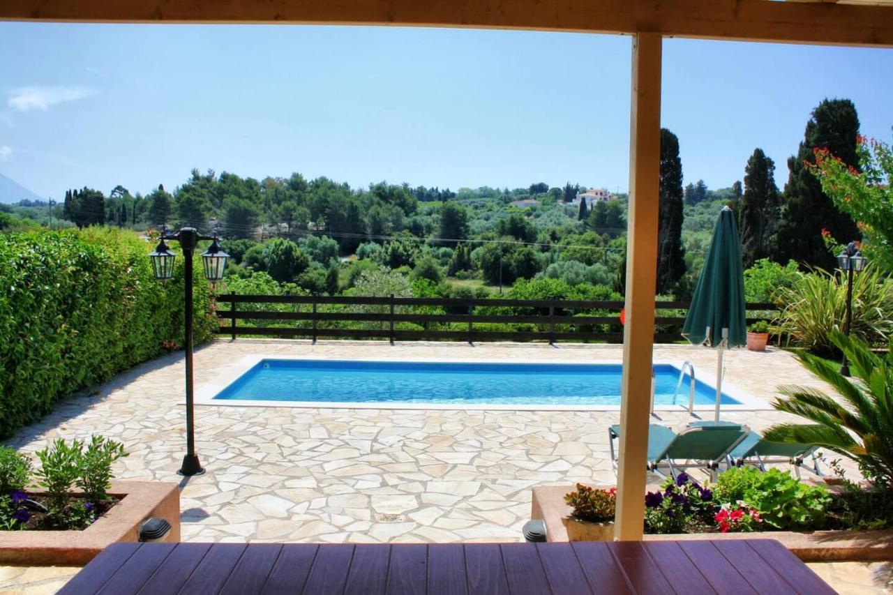 Villa Cottage Kantrillies Fokata ภายนอก รูปภาพ